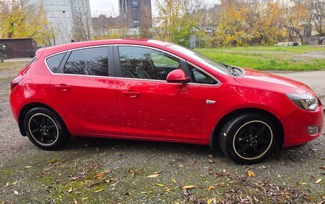 Opel Astra J, 2010 год, 1 050 000 рублей, 6 фотография