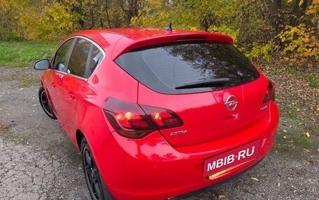 Opel Astra J, 2010 год, 1 050 000 рублей, 8 фотография