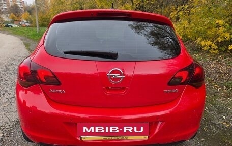 Opel Astra J, 2010 год, 1 050 000 рублей, 15 фотография