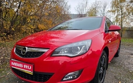 Opel Astra J, 2010 год, 1 050 000 рублей, 20 фотография