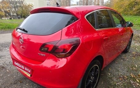 Opel Astra J, 2010 год, 1 050 000 рублей, 16 фотография