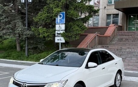 Toyota Camry, 2015 год, 2 005 000 рублей, 7 фотография