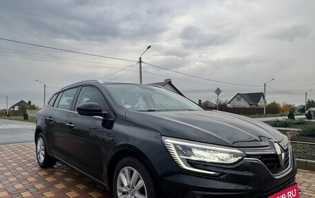 Renault Megane IV, 2022 год, 1 600 000 рублей, 4 фотография