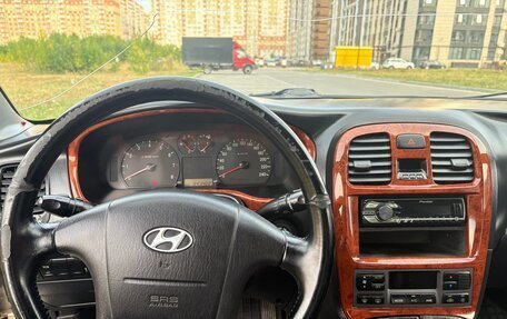 Hyundai Sonata IV рестайлинг, 2004 год, 590 000 рублей, 12 фотография