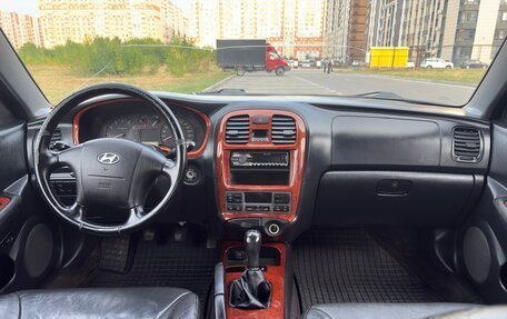 Hyundai Sonata IV рестайлинг, 2004 год, 590 000 рублей, 16 фотография