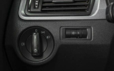 Skoda Rapid I, 2017 год, 1 125 000 рублей, 17 фотография