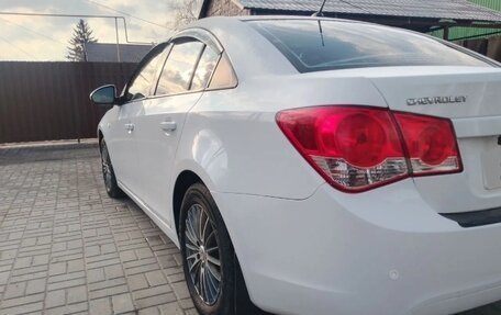 Chevrolet Cruze II, 2010 год, 600 000 рублей, 6 фотография
