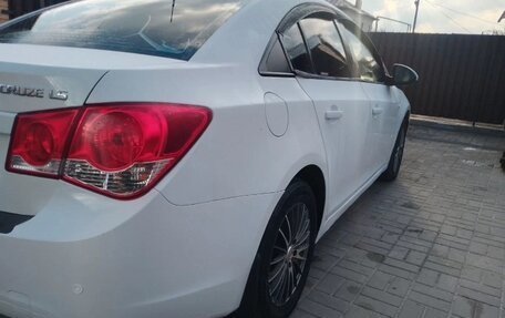Chevrolet Cruze II, 2010 год, 600 000 рублей, 7 фотография
