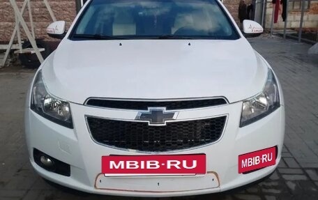 Chevrolet Cruze II, 2010 год, 600 000 рублей, 8 фотография