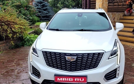 Cadillac XT5 I рестайлинг, 2021 год, 3 900 000 рублей, 1 фотография