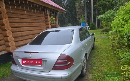 Mercedes-Benz E-Класс, 2002 год, 320 000 рублей, 5 фотография