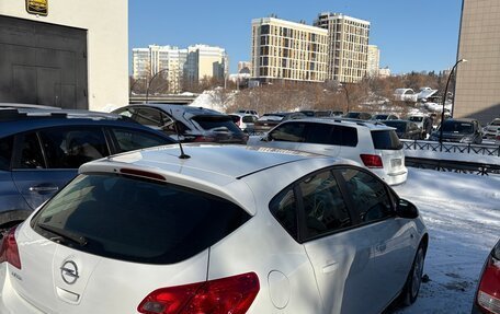 Opel Astra J, 2010 год, 750 000 рублей, 2 фотография