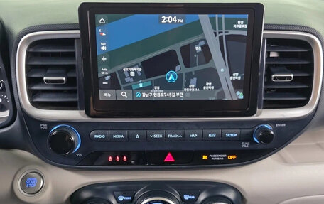 Hyundai Venue I, 2022 год, 1 596 000 рублей, 16 фотография