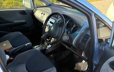 Honda Fit III, 2002 год, 350 000 рублей, 5 фотография