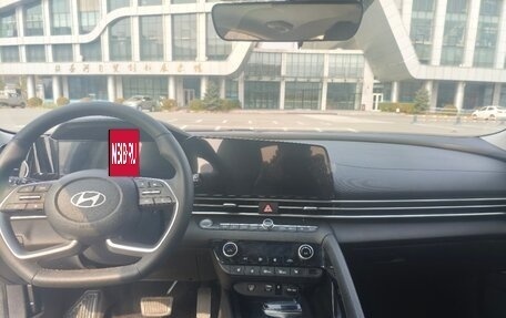 Hyundai Elantra, 2023 год, 1 500 000 рублей, 11 фотография