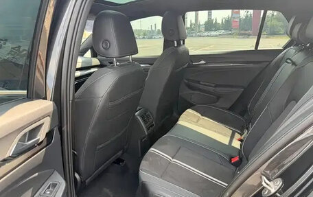 Volkswagen Golf VIII, 2023 год, 1 640 444 рублей, 18 фотография