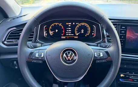 Volkswagen T-Roc I, 2022 год, 1 349 222 рублей, 12 фотография