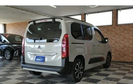 Citroen Berlingo III, 2022 год, 1 487 911 рублей, 3 фотография