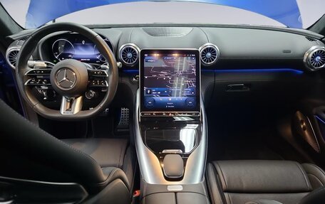 Mercedes-Benz AMG GT, 2024 год, 29 000 000 рублей, 4 фотография