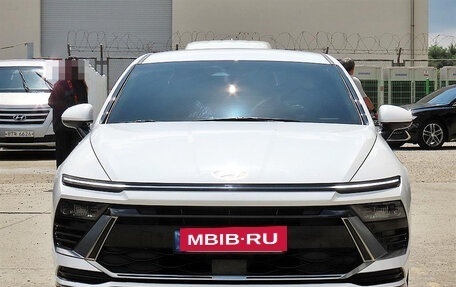 Hyundai Sonata VIII, 2023 год, 2 200 000 рублей, 2 фотография