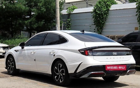 Hyundai Sonata VIII, 2023 год, 2 200 000 рублей, 3 фотография