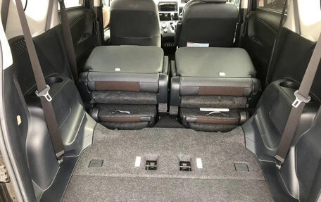 Toyota Sienta II, 2021 год, 1 235 000 рублей, 7 фотография