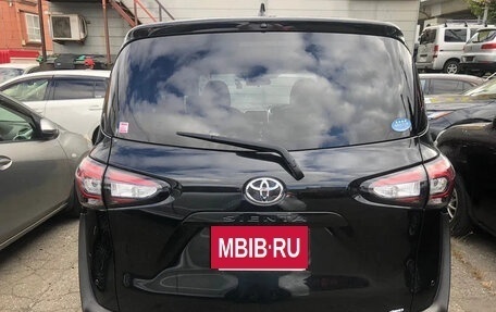 Toyota Sienta II, 2021 год, 1 235 000 рублей, 5 фотография
