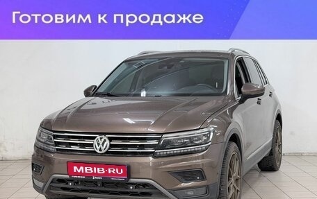 Volkswagen Tiguan II, 2018 год, 2 050 000 рублей, 1 фотография