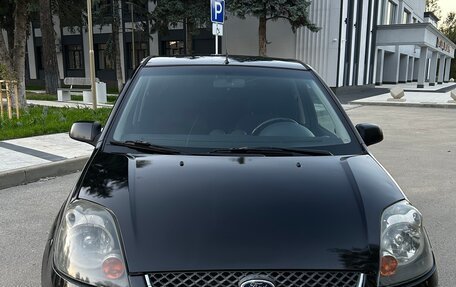 Ford Fiesta, 2006 год, 380 000 рублей, 1 фотография