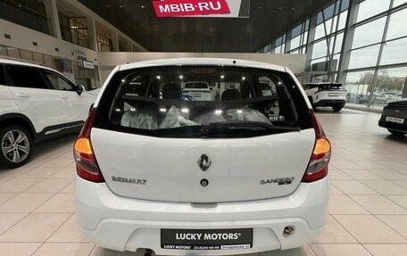 Renault Sandero I, 2013 год, 445 000 рублей, 5 фотография