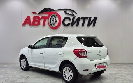 Renault Sandero II рестайлинг, 2015 год, 827 000 рублей, 5 фотография