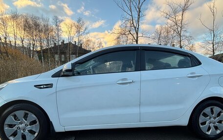 KIA Rio III рестайлинг, 2014 год, 620 000 рублей, 2 фотография