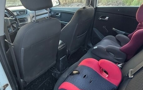 KIA Rio III рестайлинг, 2014 год, 620 000 рублей, 10 фотография