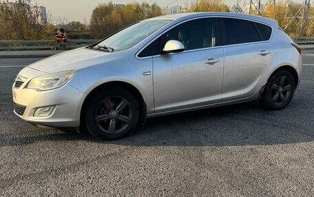 Opel Astra J, 2011 год, 380 000 рублей, 3 фотография