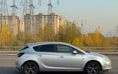 Opel Astra J, 2011 год, 380 000 рублей, 6 фотография
