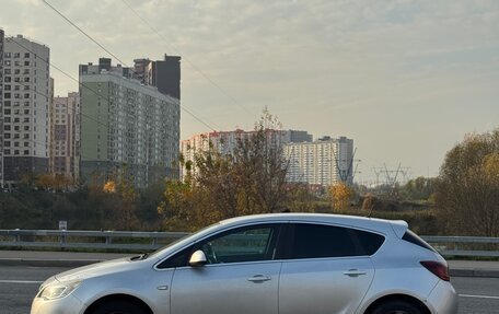 Opel Astra J, 2011 год, 380 000 рублей, 10 фотография