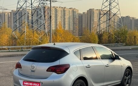 Opel Astra J, 2011 год, 380 000 рублей, 7 фотография