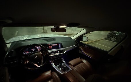 BMW X5, 2018 год, 5 200 000 рублей, 11 фотография