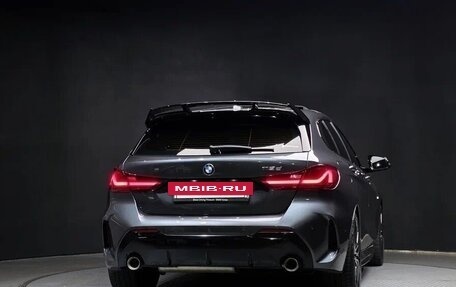 BMW 1 серия, 2020 год, 2 580 000 рублей, 4 фотография