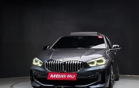 BMW 1 серия, 2020 год, 2 580 000 рублей, 3 фотография