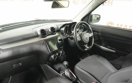 Suzuki Swift IV рестайлинг, 2019 год, 989 000 рублей, 10 фотография