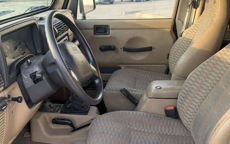Jeep Wrangler, 1998 год, 1 070 000 рублей, 8 фотография
