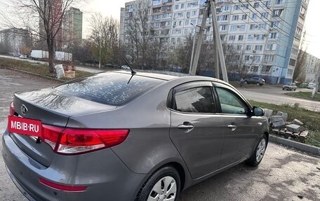 KIA Rio III рестайлинг, 2016 год, 1 100 000 рублей, 3 фотография