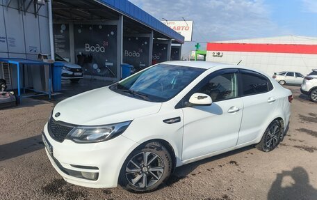 KIA Rio III рестайлинг, 2016 год, 700 000 рублей, 2 фотография