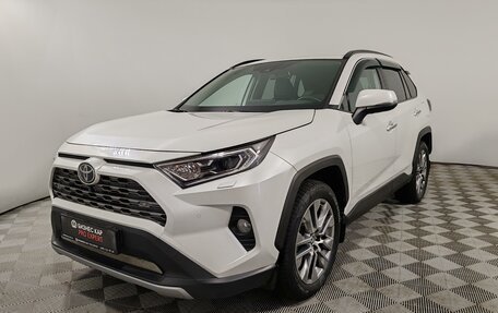 Toyota RAV4, 2021 год, 3 149 000 рублей, 1 фотография