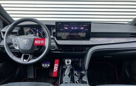 Toyota Camry, 2025 год, 4 199 000 рублей, 8 фотография