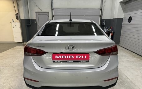 Hyundai Solaris II рестайлинг, 2018 год, 1 180 000 рублей, 5 фотография