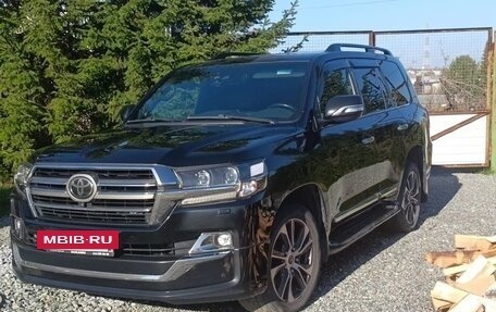 Toyota Land Cruiser 200, 2019 год, 7 800 000 рублей, 11 фотография