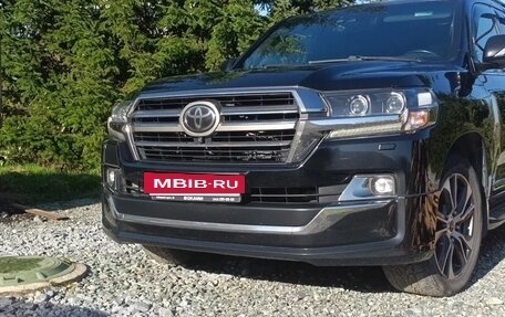 Toyota Land Cruiser 200, 2019 год, 7 800 000 рублей, 13 фотография