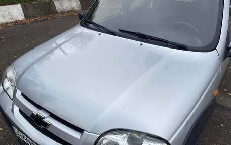 Chevrolet Niva I рестайлинг, 2010 год, 525 000 рублей, 12 фотография